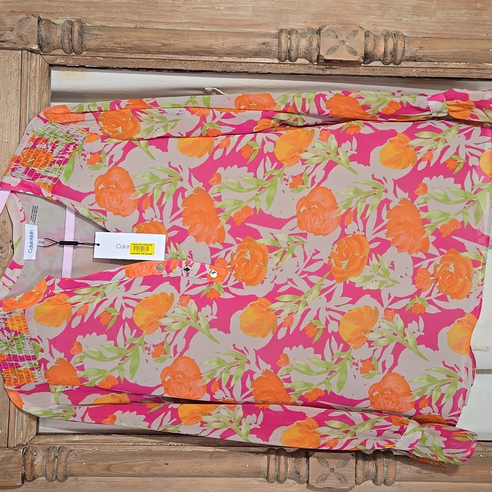 Calvin Klein Pink and Orange Floral Blouse with Intricate Pattern Size Medium